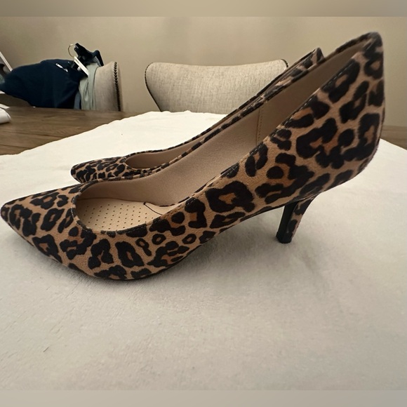 Lifestride Leopard Sevyn Heel - Size 8.5 - Picture 3 of 8